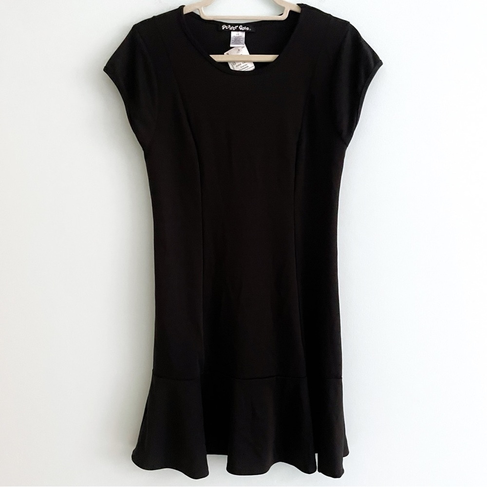 Black Dress with Short Sleeves Fitted with Ruffle At Bottom in Soft Jersey Knit